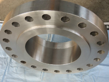 滄州法蘭廠(chǎng)提醒您法蘭連接的(de)注意事(shì)項